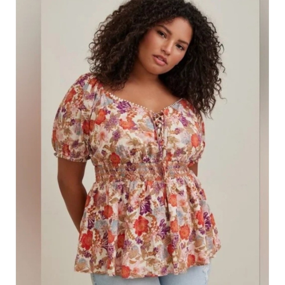 Torrid Top Blouse Size 00 M/L 10 Floral Embroidered Smocked Babydoll Lace Up NWT